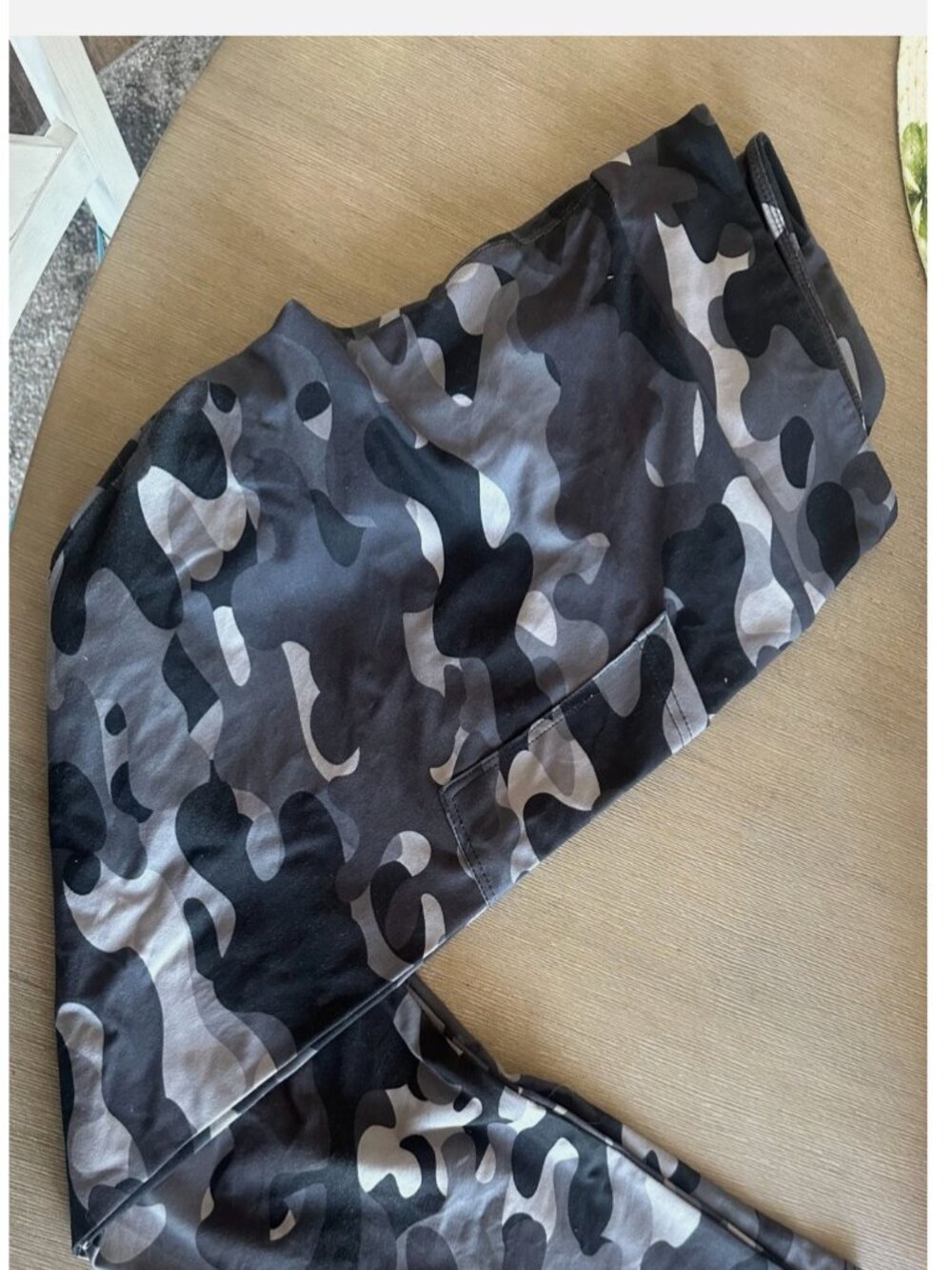 Julia Rose Full Length Buttery Soft Leggings with Side Pockets- Size TC- Camo